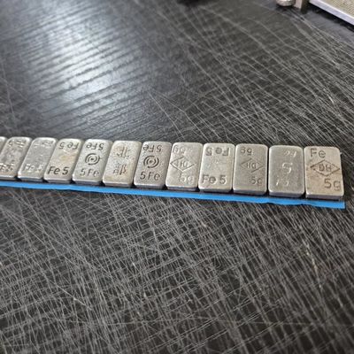 1 मिमी काली पीई फोम टेप दो तरफा एक्रिलिक चिपकने वाला 10 मीटर